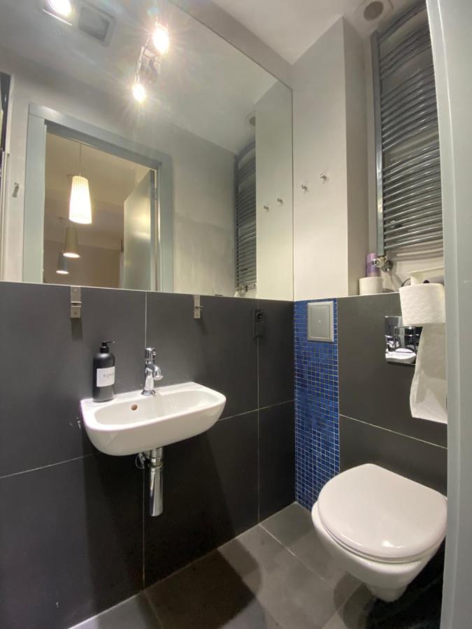 Ferienwohnung Kamienica Powisle Warschau Exterior foto